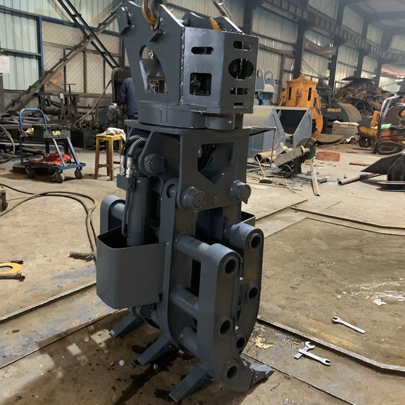 挖機(jī)旋轉(zhuǎn)抓鋼機(jī)